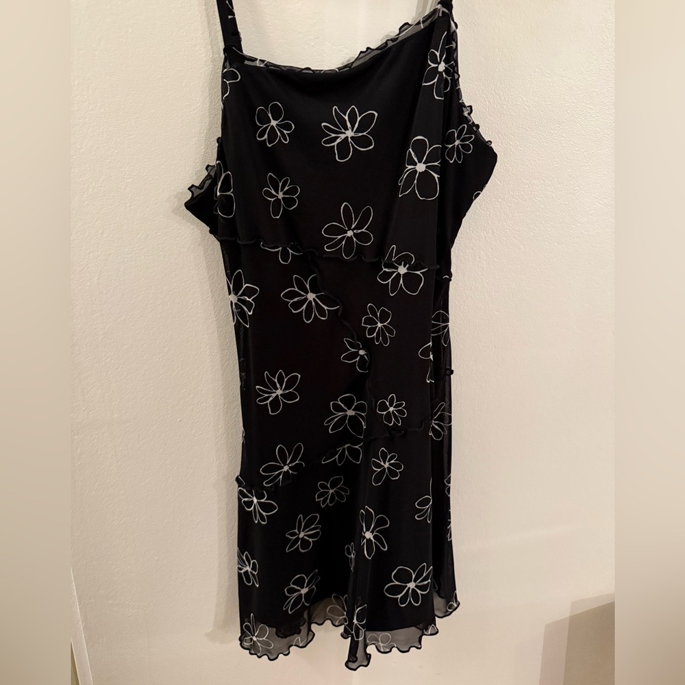 Cute Black and White Mini Floral Dress